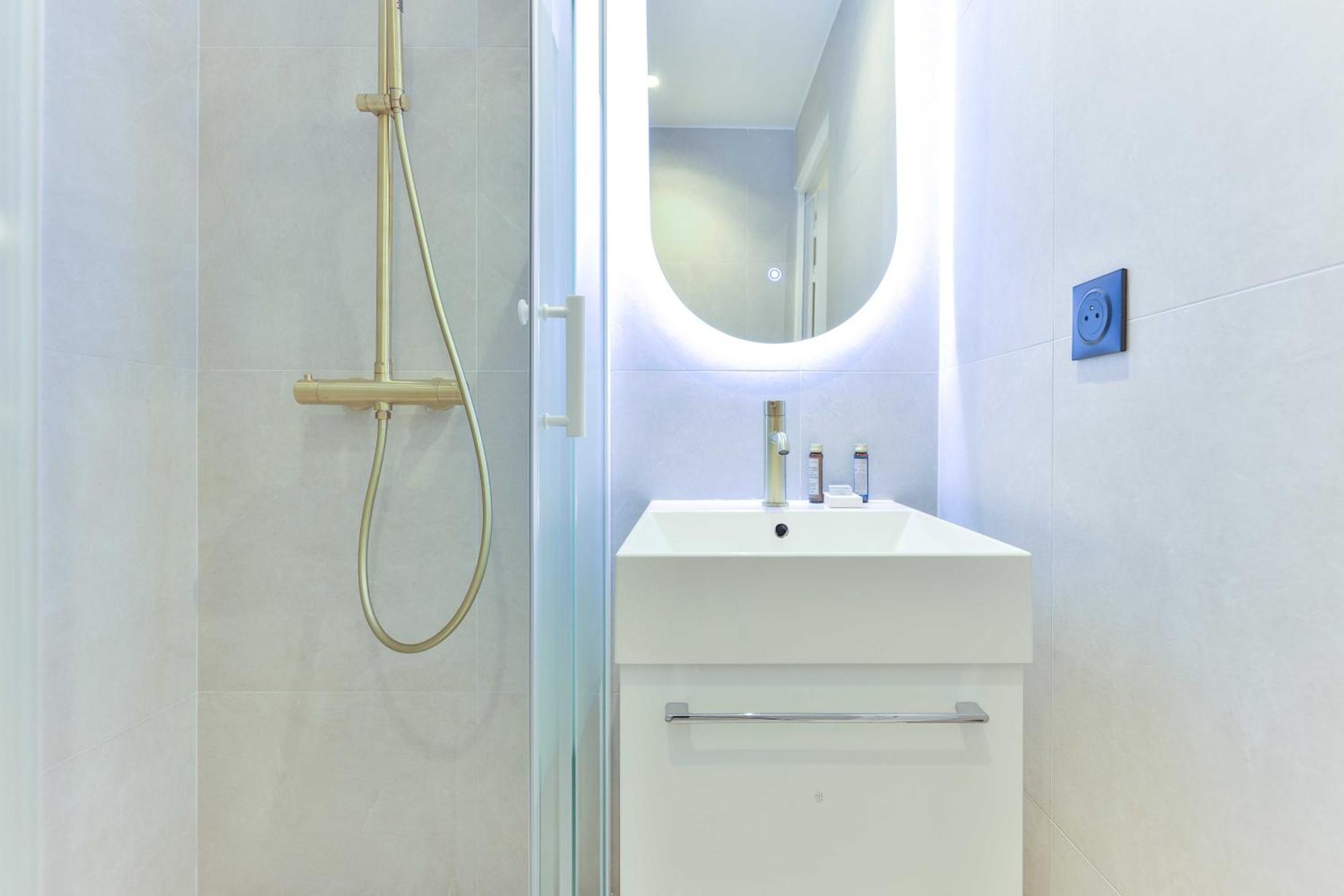 Beautiful Studio 2p Eiffel Tower Rue Du Commerce Appartement *
